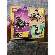 Load image into Gallery viewer, LEGO CREATOR: Wild Animals: Surprising Spider (31159)