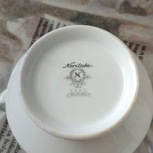 Load image into Gallery viewer, Noritake Milford 2227 Japanese Fine China Sugar+ Creamer Set