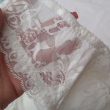 Load image into Gallery viewer, GYCL Classic Ultrathin Underwire Push Up 3/4 Lace Bra, White, Size XL 40B
