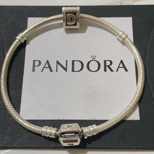 Load image into Gallery viewer, Pandora Sterling Silver 7" Snakechain Starter Bracelet w/ Letter D Charm 790323D
