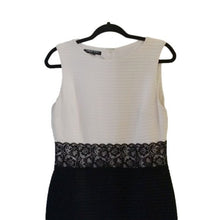 Load image into Gallery viewer, London Style Nights Lacy Mid Color lock Dress, Ivory + Black, Size 10
