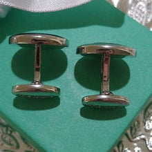 Load image into Gallery viewer, Donald Trump Signature Collection Cufflinks, Oval with Divided Onyx Centers