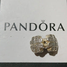 Load image into Gallery viewer, Pandora Sterling Silver Petals of Love Heart Flower Clip 791805cz