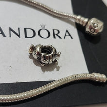 Load image into Gallery viewer, Pandora Sterling Silver 7.0" Starter Bracelet & Queen BEE Charm 790227