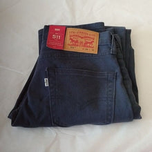 Load image into Gallery viewer, Levi's Men's 511 Slim Fit Blue Jeans, 29x32