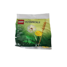 Load image into Gallery viewer, LEGO Botanicals: Field Flowers 30701