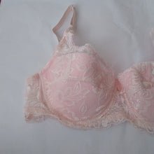 Load image into Gallery viewer, GYCL Ultrathin Underwire Push Up 3/4 Lace Bra, Soft Pink, size Large 38B