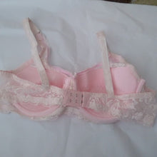 Load image into Gallery viewer, GYCL Ultrathin Underwire Push Up 3/4 Lace Bra, Soft Pink, size Large 38B