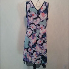 Load image into Gallery viewer, Simply Vera Wang Floral Dress, Large