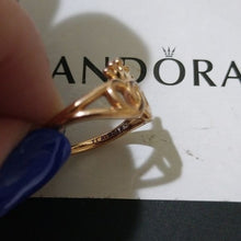 Load image into Gallery viewer, Pandora Rose ™ United Regal Hearts Ring 187685, size 6