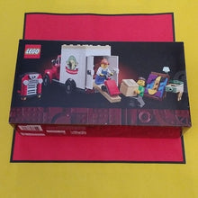 Load image into Gallery viewer, Lego Icons 40586 Moving Truck Building Set