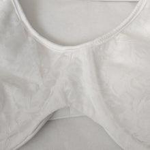 Load image into Gallery viewer, Bali Breathe Lace Underwire Bra, 2-Ply Modal Bra, Convertible, White Lace, 42D