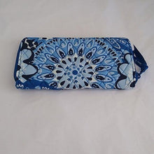 Load image into Gallery viewer, Vera Bradley Accordion Wallet, Blue Star Medallion