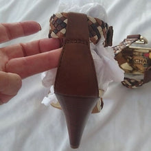 Load image into Gallery viewer, Michael Kors Juniper T-strap Thong Heeled Sandals, 7.5