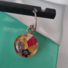 Load image into Gallery viewer, Alpaca Silver Tone Mexico Resin Inlay Flower Petals