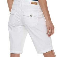 Load image into Gallery viewer, UNIONBAY Juniors' Blanche Bermuda Shorts, White, size 17