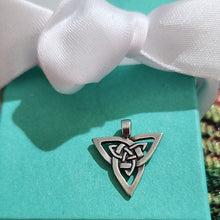 Load image into Gallery viewer, Silver Celtic Trinity Triquetra Knot Pendant