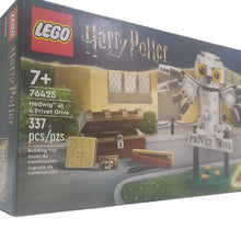 Load image into Gallery viewer, LEGO Harry Potter Hedwig at 4 Privet Drive Owl Figure Toy 76425