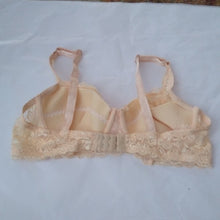Load image into Gallery viewer, GYCL Ultrathin Underwire Push Up 3/4 Lace Bra, Peach, size Large 38B