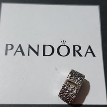 Load image into Gallery viewer, Pandora Retired Sterling Silver Layers of Lace Clip - 791758