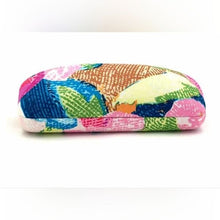Load image into Gallery viewer, Vera Bradley Hard Clamshell Sunglass Case in Superbloom