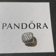 Load image into Gallery viewer, Pandora Retired Sterling Silver Picnic Basket Bead - 790418