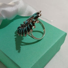 Load image into Gallery viewer, Sterling Silver Zuni Philander Gia Turquoise Petit Point Ring , Size 8.25