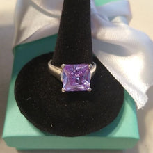 Load image into Gallery viewer, Sterling Silver + Purplish-Pink Sapphire Princess Cut Ring Thailand, size 6.5