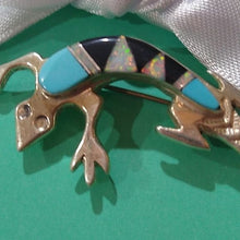 Load image into Gallery viewer, Vintage Navajo Wilbur Muskett Jr. Multi Stone Inlay Sterling Silver Lizard Brooch
