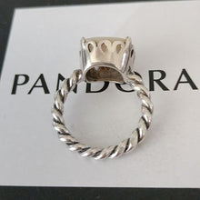 Load image into Gallery viewer, Pandora Sterling Silver Mother of Pearl Sincerity Path Ring - 190828MP 6.5