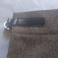 Load image into Gallery viewer, Bebe Equestrian style Cropped pants, 8