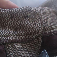 Load image into Gallery viewer, Bebe Equestrian style Cropped pants, 8