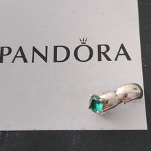 Load image into Gallery viewer, Pandora Sterling Silver Round Solitaire Silicone Clip Green 799204C03
