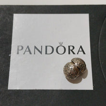 Load image into Gallery viewer, Pandora Retired Sterling Silver Da Vinci Designer Clip - 791010