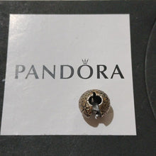Load image into Gallery viewer, Pandora Retired Sterling Silver Da Vinci Designer Clip - 791010