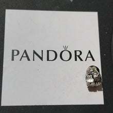 Load image into Gallery viewer, Pandora Sterling Silver Penguin Family Animal Bead 791404en60
