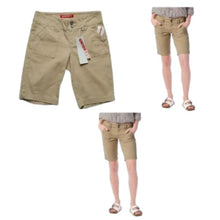 Load image into Gallery viewer, Juniors Unionbay Blanche Solid Bermuda Shorts size 17 NEW