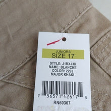 Load image into Gallery viewer, Juniors Unionbay Blanche Solid Bermuda Shorts size 17 NEW