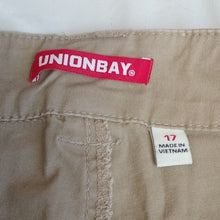 Load image into Gallery viewer, Juniors Unionbay Blanche Solid Bermuda Shorts size 17 NEW