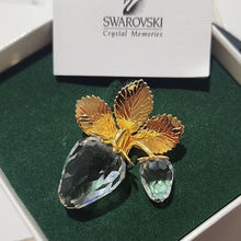 Load image into Gallery viewer, Swarovski Gold Leaf Clear Crystal Memories Strawberry Brooch