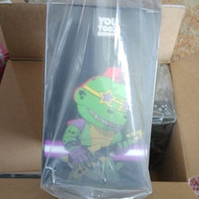 Load image into Gallery viewer, Yootooz FNAF Sun & Moon #17 Vinyl Figure Five Nights At Freddy's