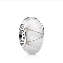 Load image into Gallery viewer, Pandora Murano Captivating White Zig-Zag Charm 925 ALE 790921
