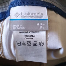 Load image into Gallery viewer, Columbia Sycamore Falls Regular Classic Fit Shorts 40
