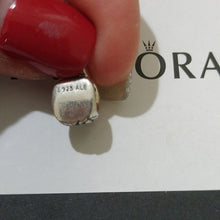 Load image into Gallery viewer, Pandora Sterling Silver Horse Head Charm 790253