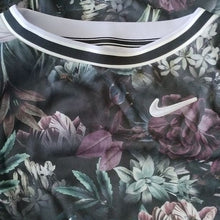 Load image into Gallery viewer, Nike Tennis Court Dri-Fit Slim Fit Pickleball Dress, Size Small