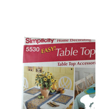 Load image into Gallery viewer, UNCUT Simplicity Table Top Accessories and Chair Pad Sewing Pattern 5530
