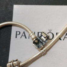 Load image into Gallery viewer, Pandora Sterling Silver 7" Snakechain Starter Bracelet w/ Present Charm 790300