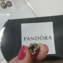 Load image into Gallery viewer, Pandora Sterling Silver Sea Star Nautical Bead w/ Synthetic Blue Spine 791163sst