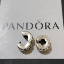 Load image into Gallery viewer, Pandora Sterling Silver Row of Hearts Clips, Set of 2, 791978