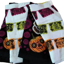 Load image into Gallery viewer, Set of 4 Halloween Day of the Dead Sugar Skulls Dia DeLos Muertos Kitchen Towels